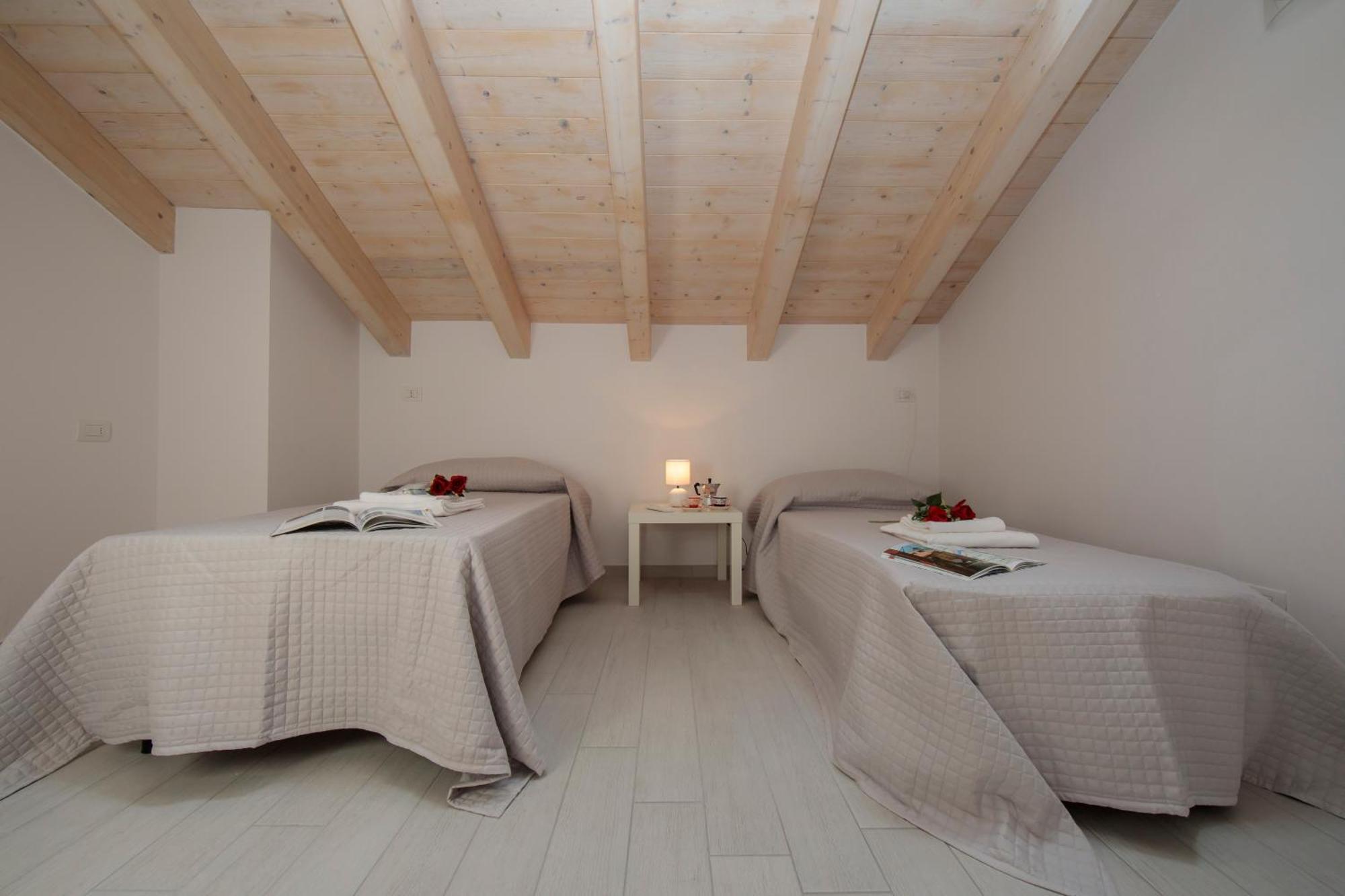 Silver Lake Apartment - Happy Rentals Анджера Экстерьер фото